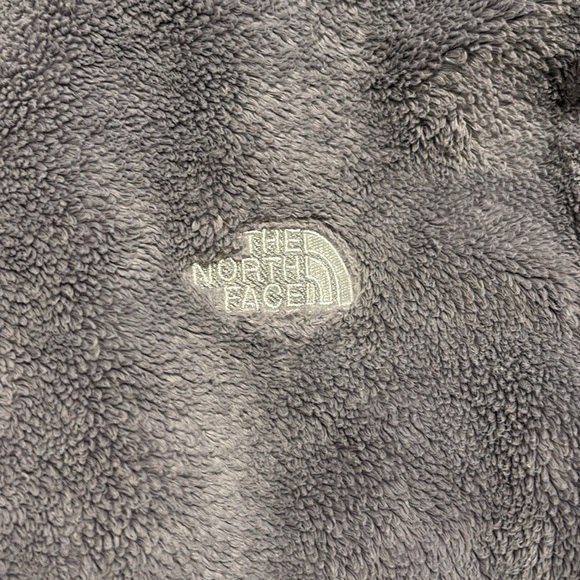 The North Face gray fuzzy, zip up jacket size large - Picture 9 of 9